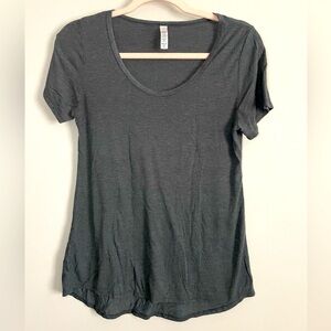 Lularoe Solid Gray Heathered Classic T-Shirt